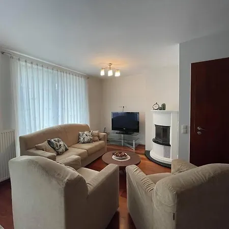 Antresola Zeta Park Apartment *