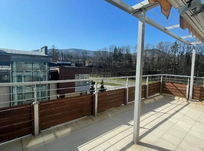 Antresola Zeta Park Апартаменты *